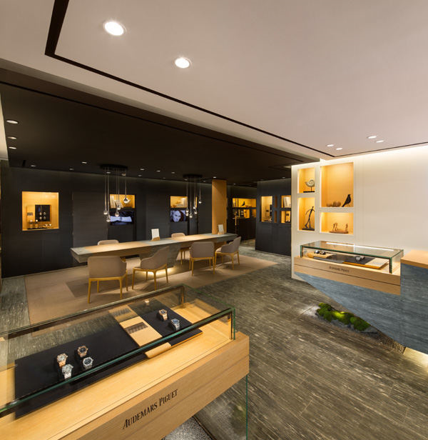 愛彼手表發(fā)條一直上不緊是什么原因（圖）