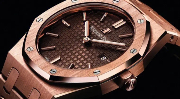 愛彼表調日期受時間限制嗎(圖) 愛彼表調日期受時間限制嗎(圖)